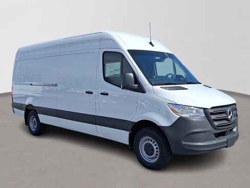 New 2026 Mercedes-Benz Sprinter 3500 image 3