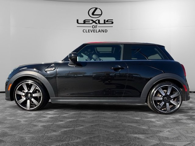 Used 2024 MINI Cooper S FWD image 3