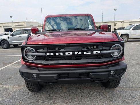 New 2026 Ford Bronco Outer Banks AWD/4WD image 9