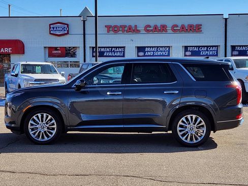 Used 2020 Hyundai Palisade Limited image 3