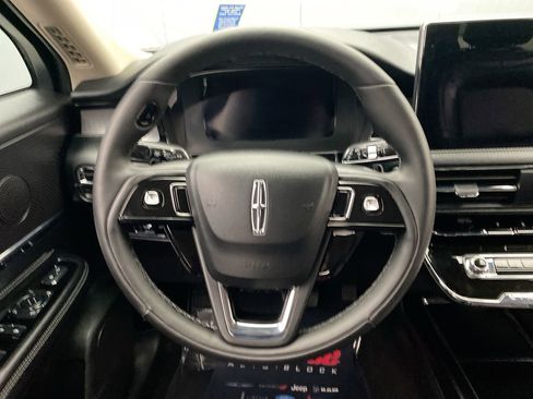 Used 2025 Lincoln Corsair AWD w/ Equipment Group 101A image 16