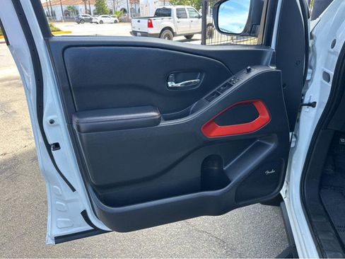 Used 2025 Nissan Frontier Pro-X w/ Pro Premium Package image 15