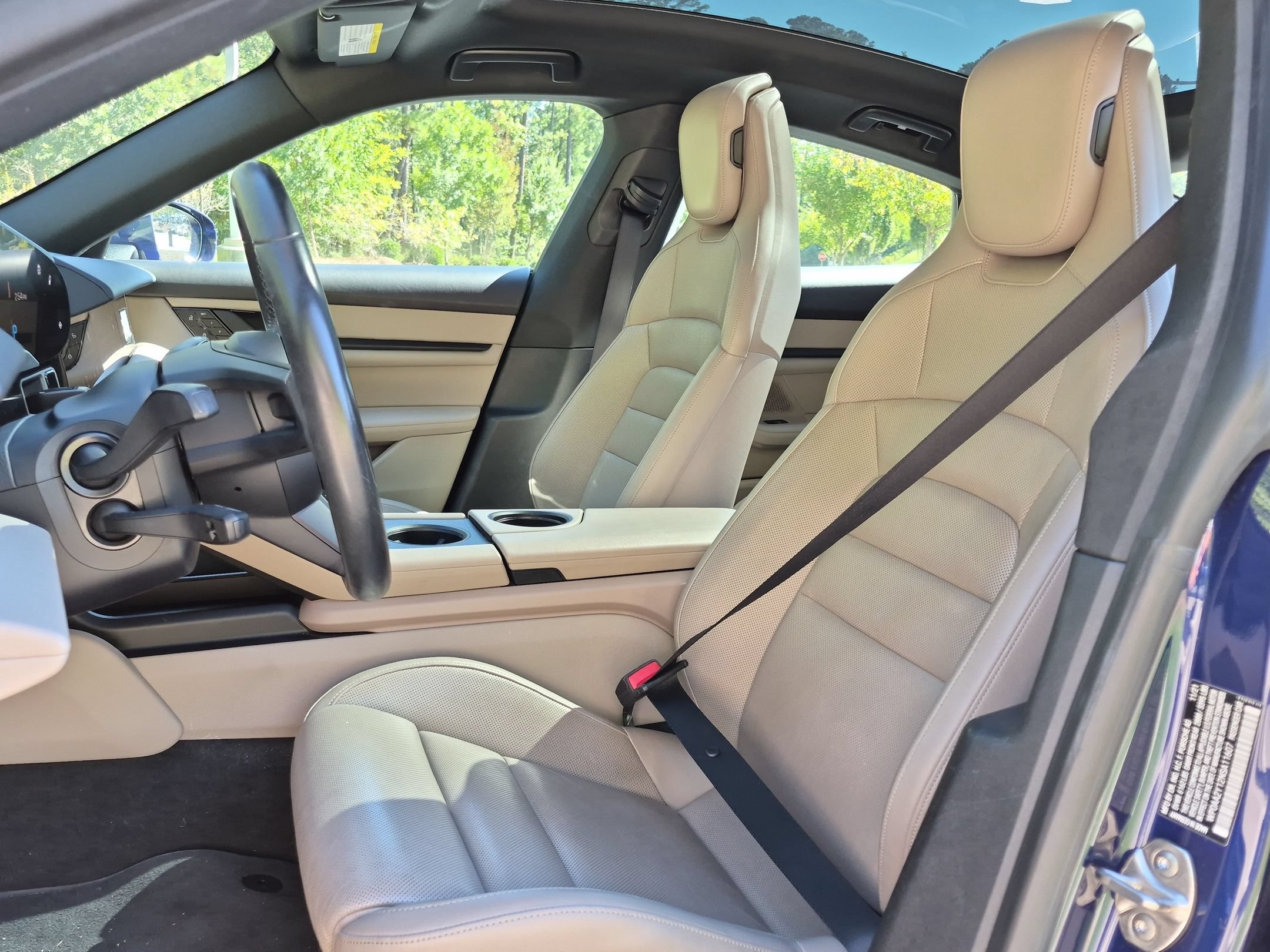 Certified 2022 Porsche Taycan RWD image 5