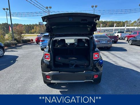 Used 2017 Jeep Renegade Limited image 7