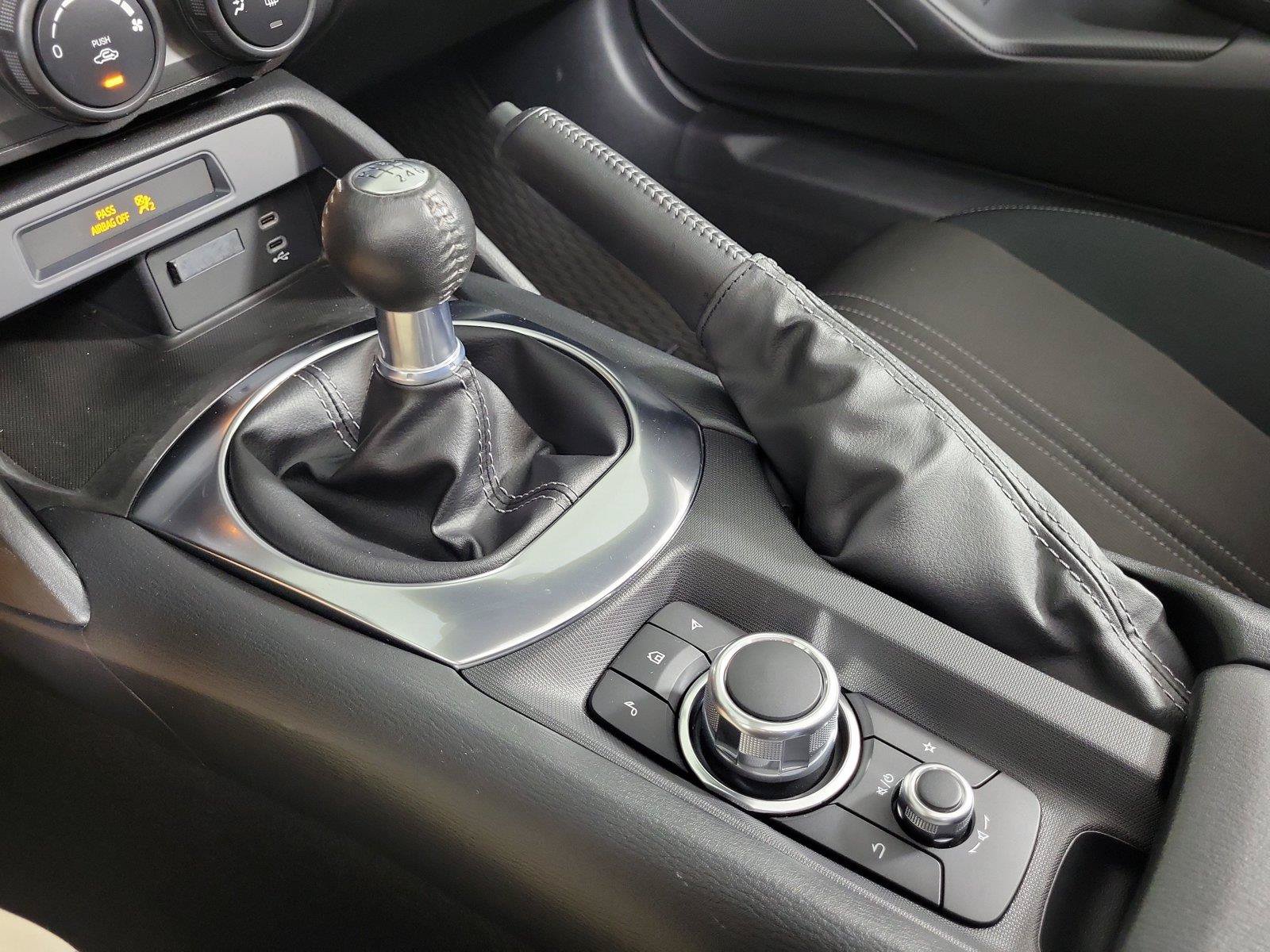 Certified 2025 MAZDA MX-5 Miata Sport RWD image 23