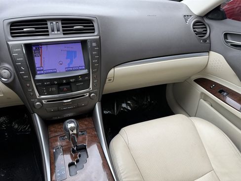 Used 2013 Lexus IS 250 image 16