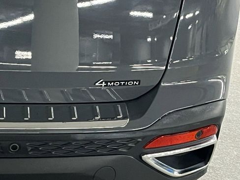 Used 2023 Volkswagen Taos SEL image 36