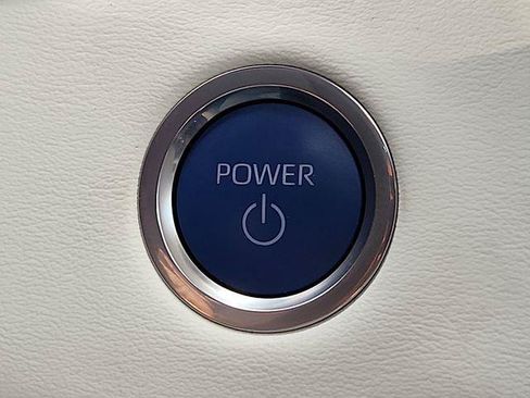 Certified 2023 Toyota Tundra Capstone AWD/4WD image 23
