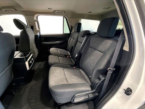 Certified 2023 Ford Expedition XLT image 19