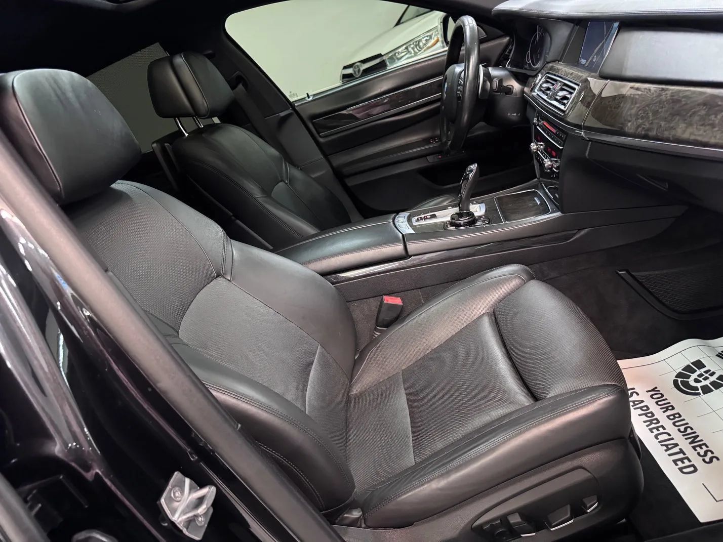 Used 2014 BMW 750Li RWD image 16