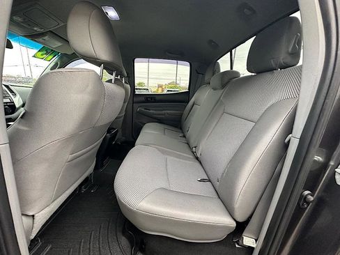 Used 2013 Toyota Tacoma 4x4 Double Cab w/ TRD Off-Road Pkg image 15
