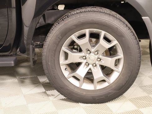 Used 2021 Nissan Frontier SV image 18