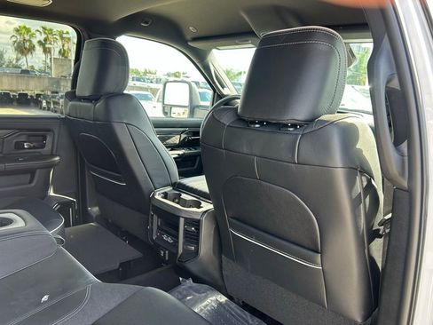 New 2025 RAM 3500 Limited image 38