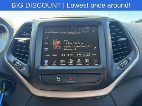 Used 2017 Jeep Cherokee Latitude w/ True North Edition AWD/4WD image 23