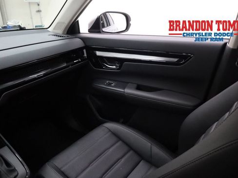 Used 2025 Honda CR-V EX-L image 23