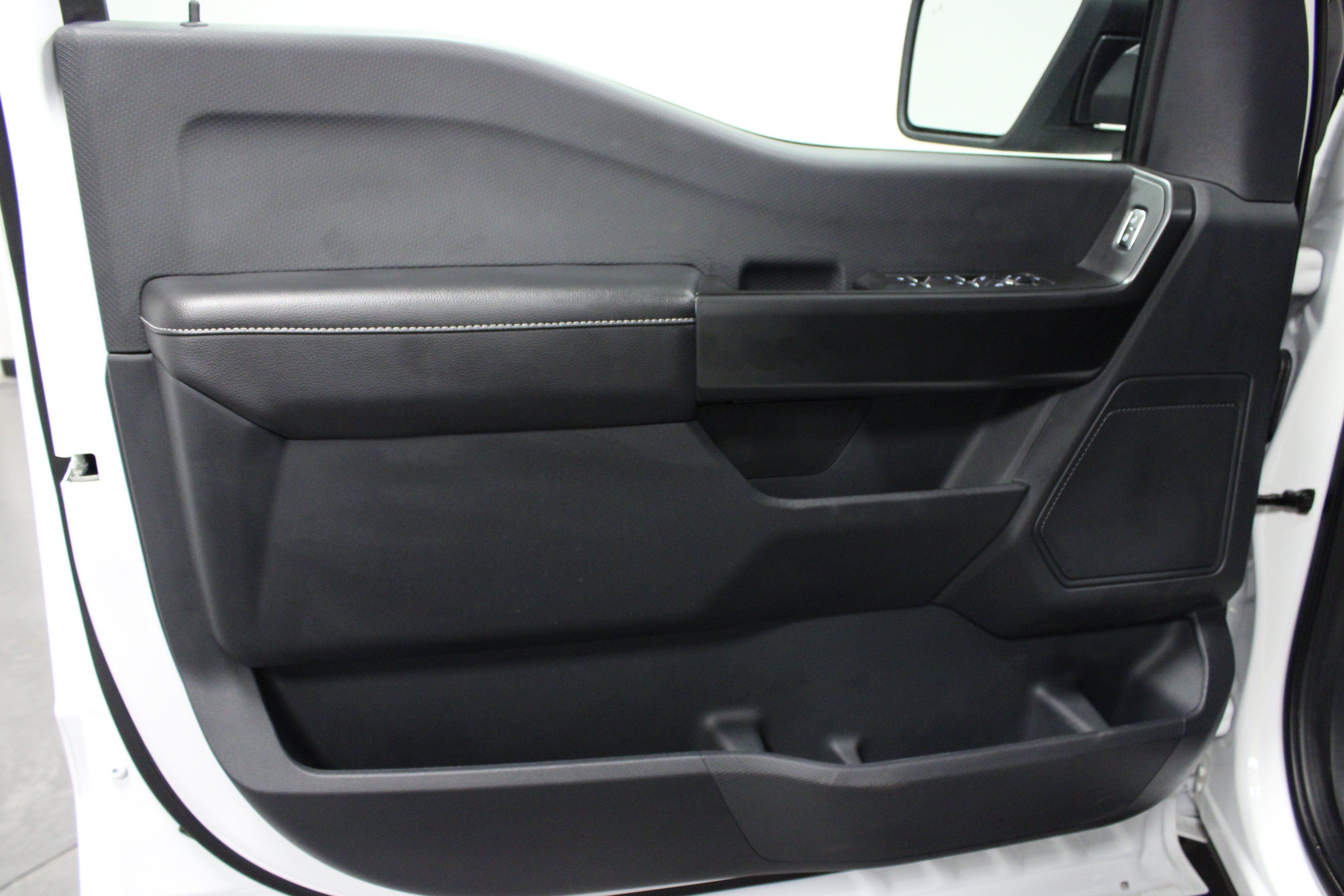 Used 2024 Ford F150 STX w/ Mobile Office Package RWD image 11