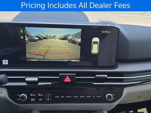 New 2026 Kia Sportage EX w/ EX Panorama Roof Package FWD image 19