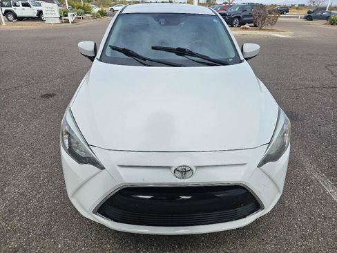 Used 2018 Toyota Yaris iA image 8