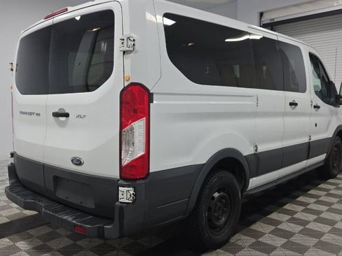 Used 2015 Ford Transit 150 XLT image 2