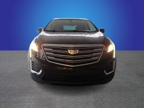 Used 2017 Cadillac XT5 Luxury image 2