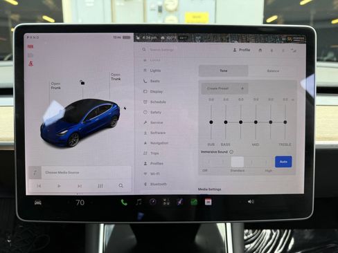 Used 2018 Tesla Model 3 Mid Range RWD image 17
