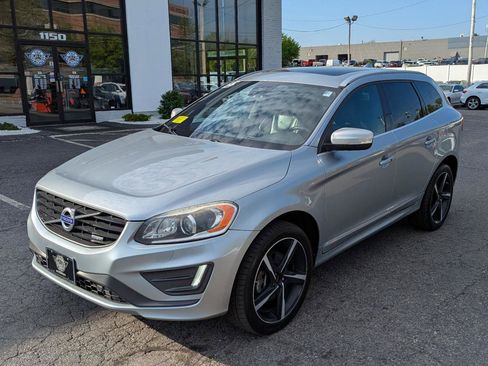 Used 2014 Volvo XC60 T6 R-Design AWD/4WD image 2