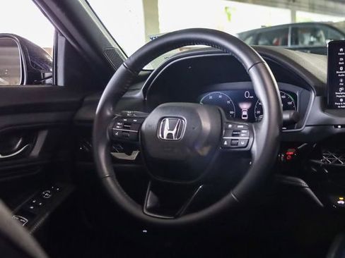Used 2023 Honda Accord Sport image 17