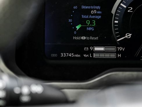 Used 2023 Toyota Sequoia Platinum image 22