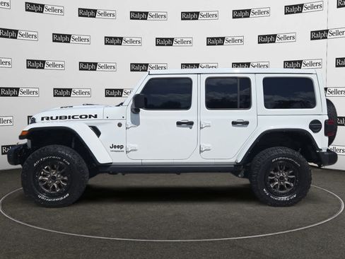 Used 2021 Jeep Wrangler Unlimited Rubicon w/ Trailer Tow Package AWD/4WD image 3