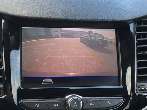 Used 2022 Chevrolet Trax LT w/ Driver Confidence Package image 20