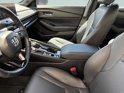Certified 2025 Honda Accord Sport image 15