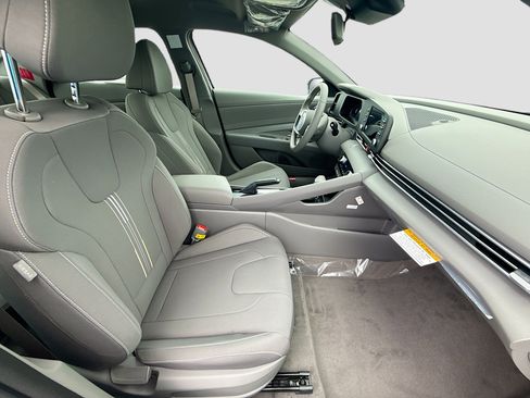 New 2026 Hyundai Elantra Sport FWD image 20