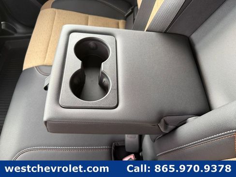 New 2026 Chevrolet Equinox ACTIV w/ Safety and Technology Package FWD image 17