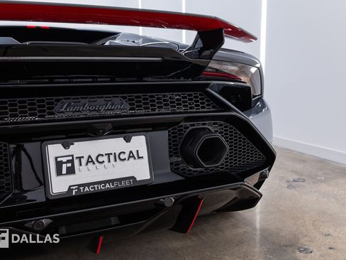 Used 2023 Lamborghini Huracan Tecnica RWD image 9