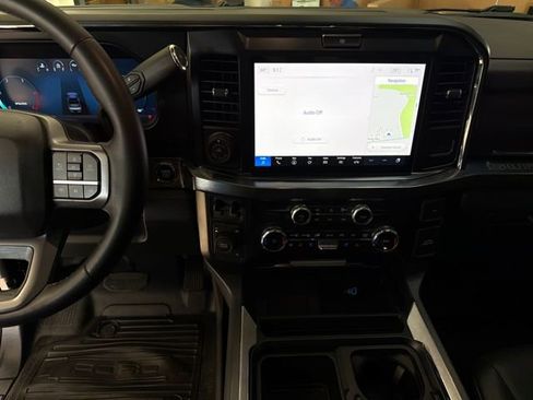 Used 2025 Ford F250 Lariat w/ Lariat Ultimate Package image 20