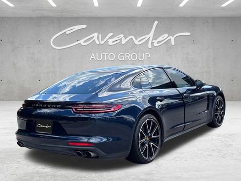 Used 2018 Porsche Panamera 4 AWD/4WD image 20