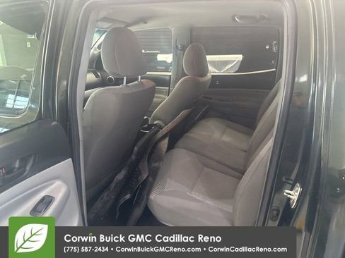 Used 2013 Toyota Tacoma 4x4 Double Cab w/ SR5 Pkg image 15
