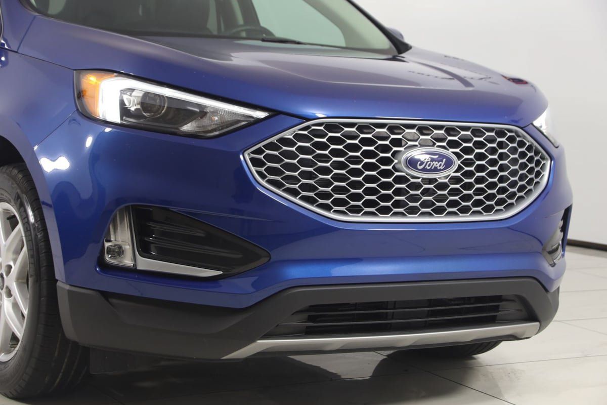 Used 2023 Ford Edge SEL w/ Convenience Package AWD/4WD image 31