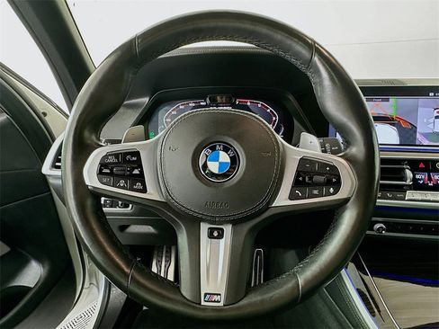 Used 2020 BMW X5 M50i image 11