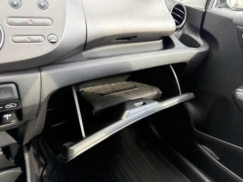 Used 2010 Honda Fit image 18