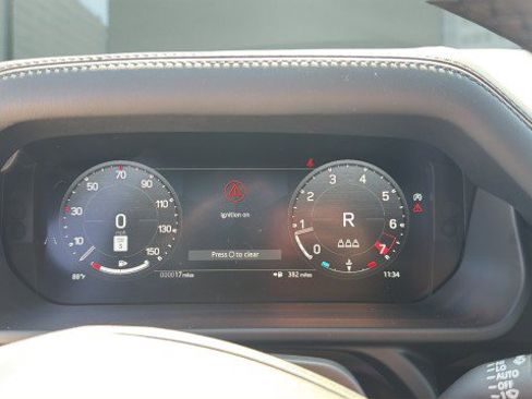 New 2026 Land Rover Defender 110 X-Dynamic SE image 29