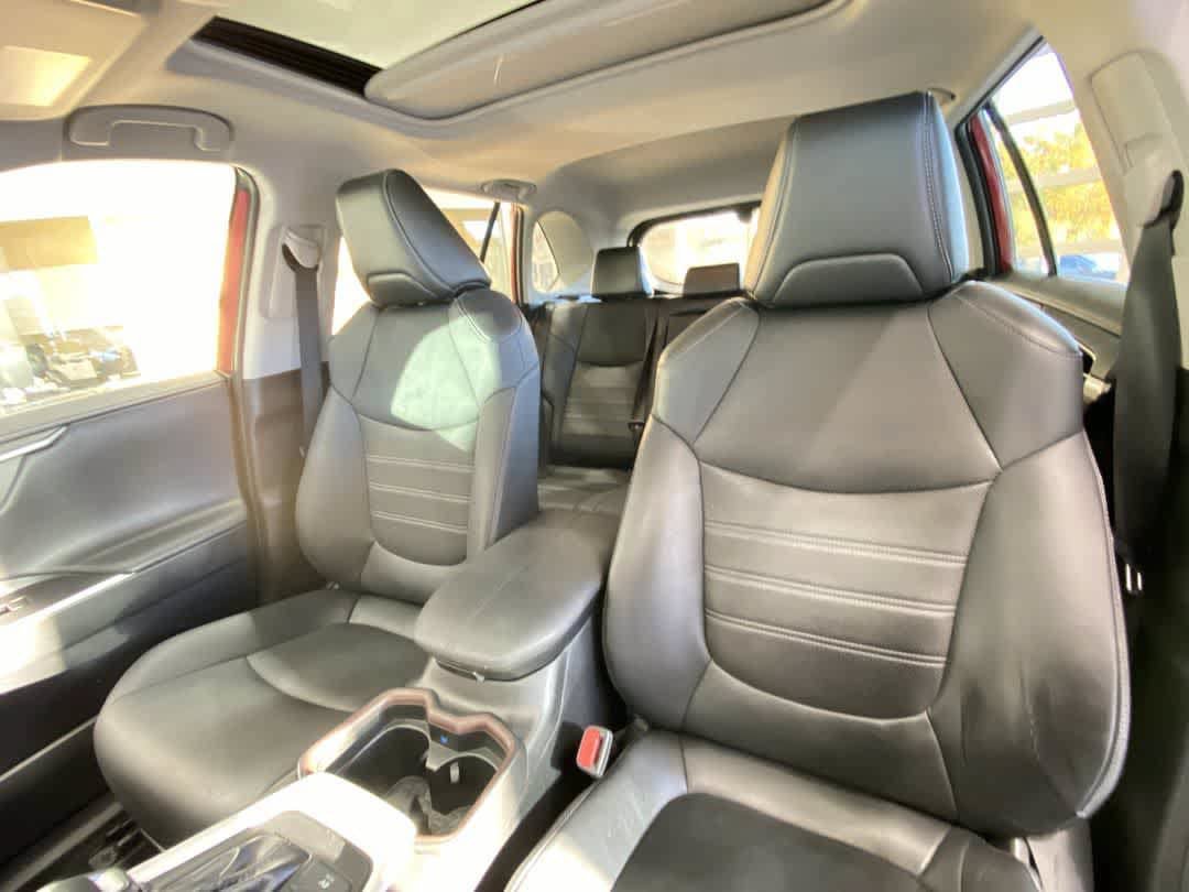 Certified 2021 Toyota RAV4 Limited w/ Limited Grade Weather Package AWD/4WD image 14