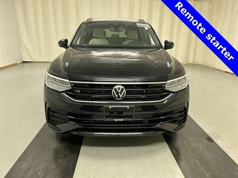 Used 2022 Volkswagen Tiguan SE R-Line image 5
