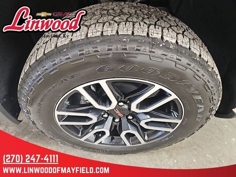 New 2026 GMC Sierra 1500 AT4 w/ AT4 Premium Package image 9