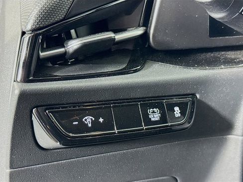 Certified 2023 Kia Niro LX image 10