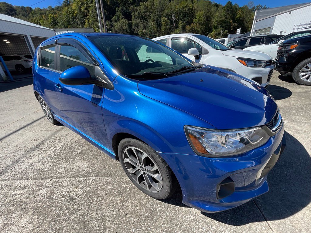 Used 2018 Chevrolet Sonic LT FWD image 3