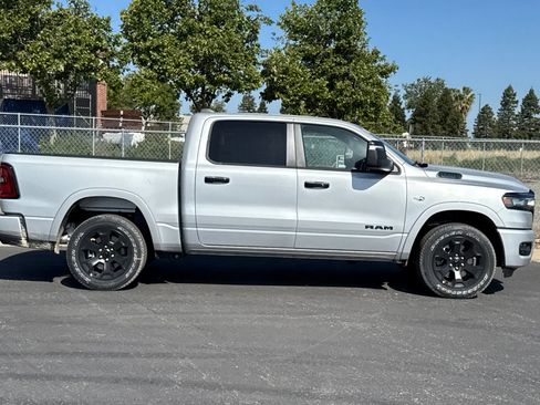 New 2026 RAM 1500 4x4 Crew Cab image 2