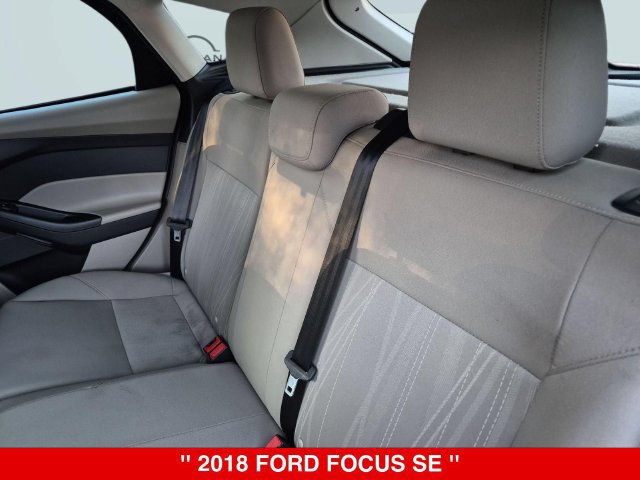 Used 2018 Ford Focus SE FWD image 32