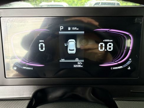 Certified 2025 Kia Sportage LX image 31