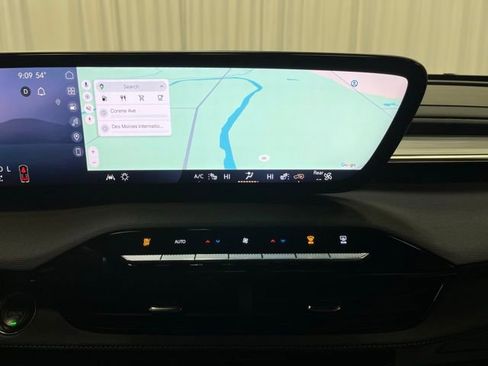 Used 2025 Buick Enclave Preferred image 20